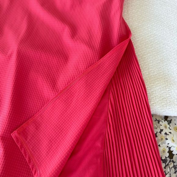 Lululemon athletic dress size 4 - Picture 9 of 12